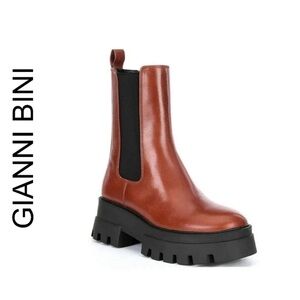 GIANNI BINI Down-town Leather Chelsea Sole Platform Boots. Size 10